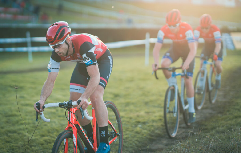 Cyclocross Premiere auf der Düsseldorfer Galopprennbahn